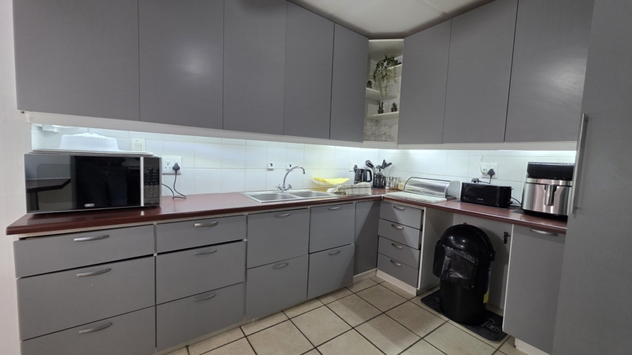 3 Bedroom Property for Sale in Twee Kuilen Western Cape